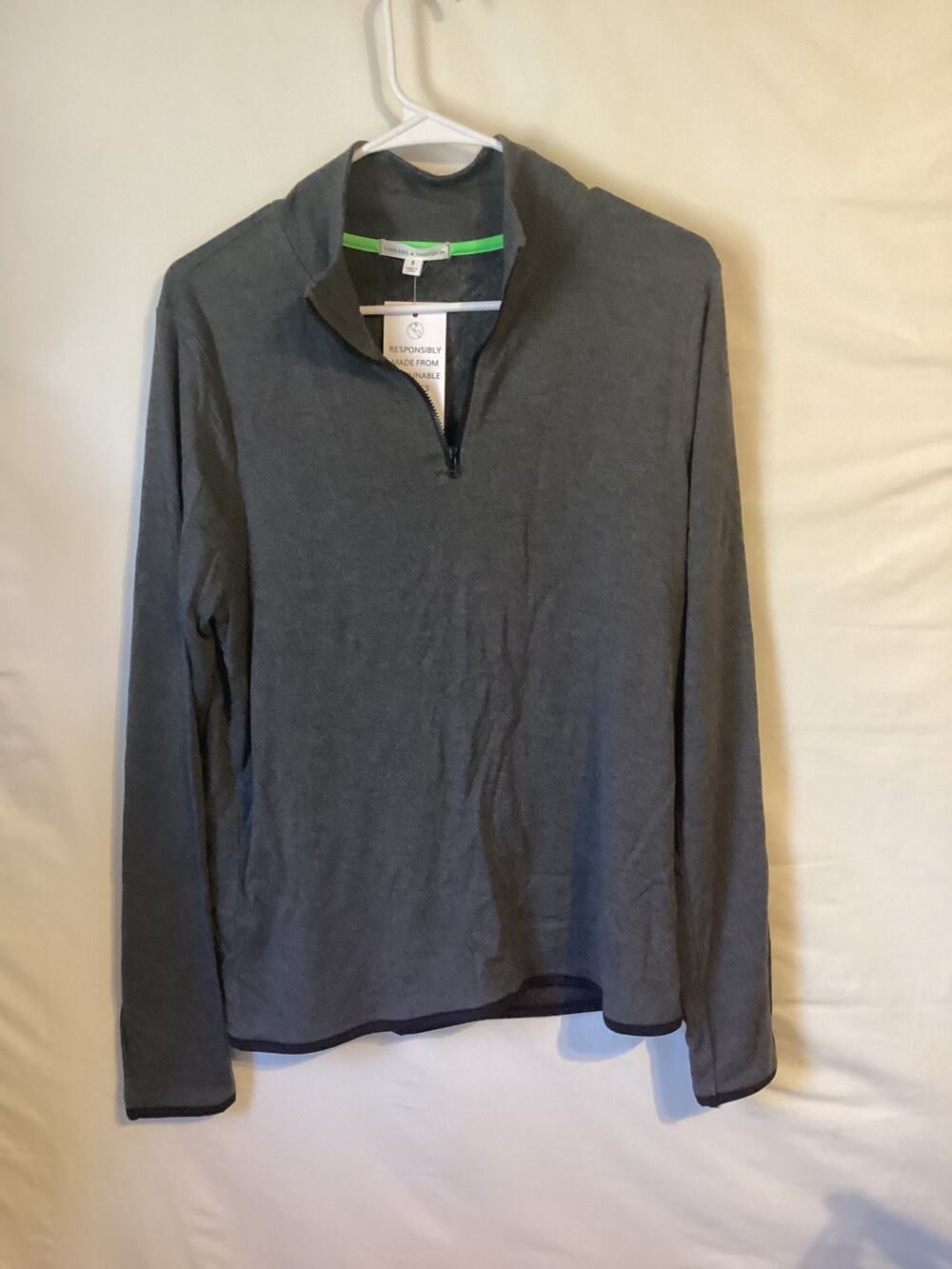 3010 NWT Threads 4 Thought Womens Fleece 1/4 Zip Mock Neck Pullover Gray Small